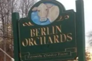 Berlin Orchards Pumpkins & Haywagon Rides