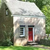 Photo by Antiquaria, via Wikimedia Commons, https://commons.wikimedia.org/wiki/File:Foreman%27s_Cottage.jpg