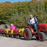 Knaebe's Mmmunchy Krunchy Apple Farm photo