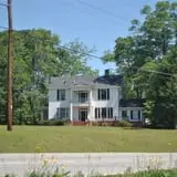 Warren House photo
