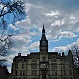 Old Main Building - Photo by Colin Smith, via Flickr, https://www.flickr.com/photos/crs1982/2289805387/