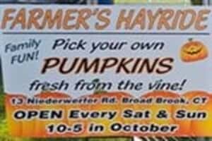 Farmer's Hayrides 