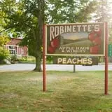 Robinette's Apple Haus & Winery photo