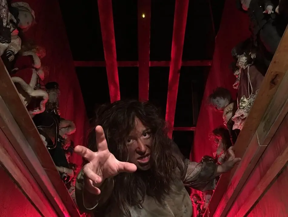 2 Floors of Fear Valentines Haunt by The 13th Hour Haunted House.