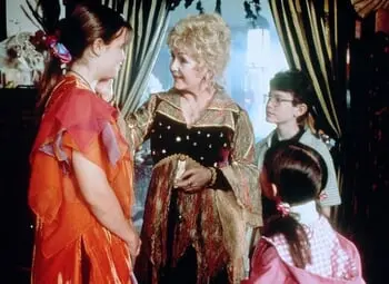 90s Halloween Movies That Make Us Insanely Nostalgic For Halloween Past