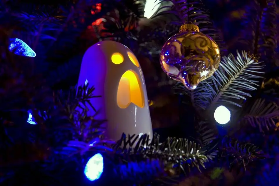 When Christmas and Halloween Collide, the Results Can Be Truly Epic!