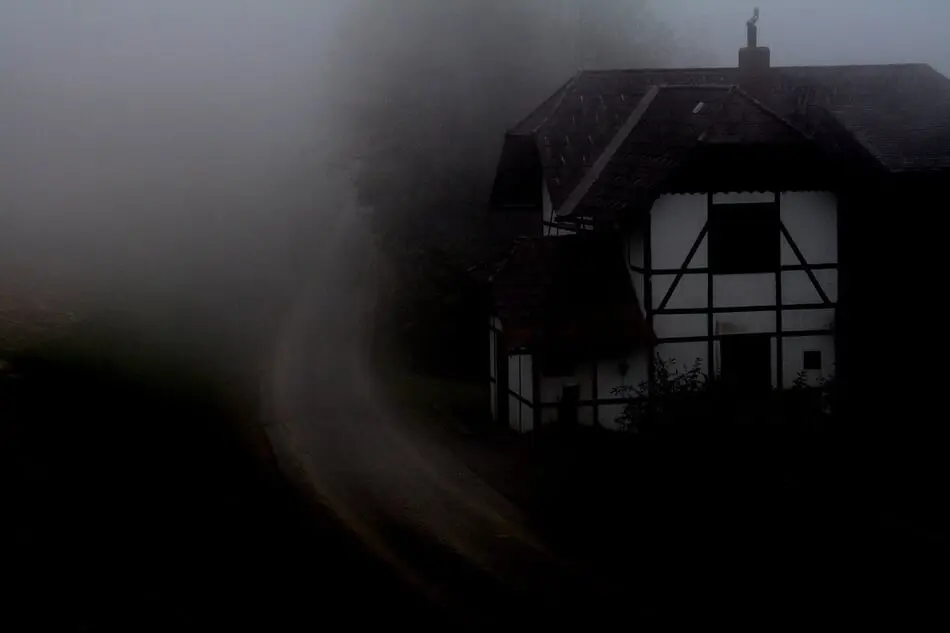 Find creepy haunted places to satisfy your love of horror adventures!