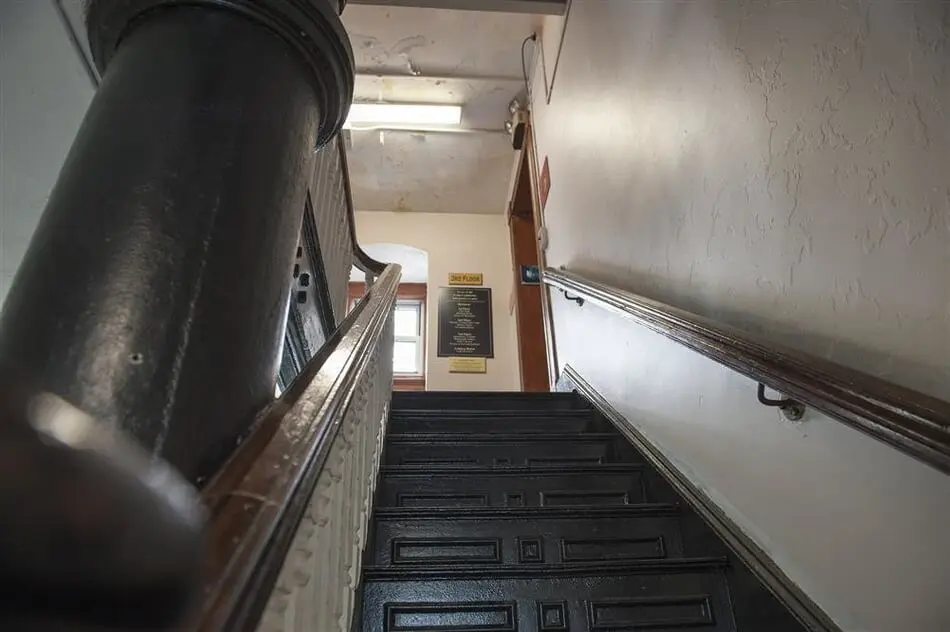 Creepy Connecticut: 10 of the State's Most Haunted Spots photo