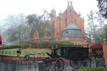 Walt Disney World Resort to Possibly Open Haunted Mansion Themed Restaurant!