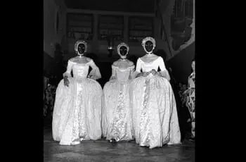 Love to Hate Valentine’s Day with Masquerade Ball by Edge of Insanity 