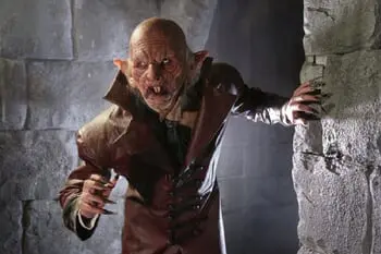 Vampire Lord, Tenebris, Awakens for Haunted Valentine’s at Fear Fair