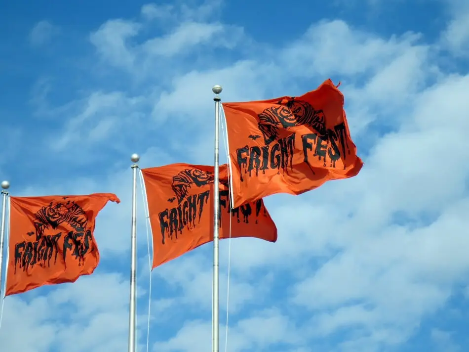 Six Flags Fright Fest Savings for Illinois State University Alumni photo