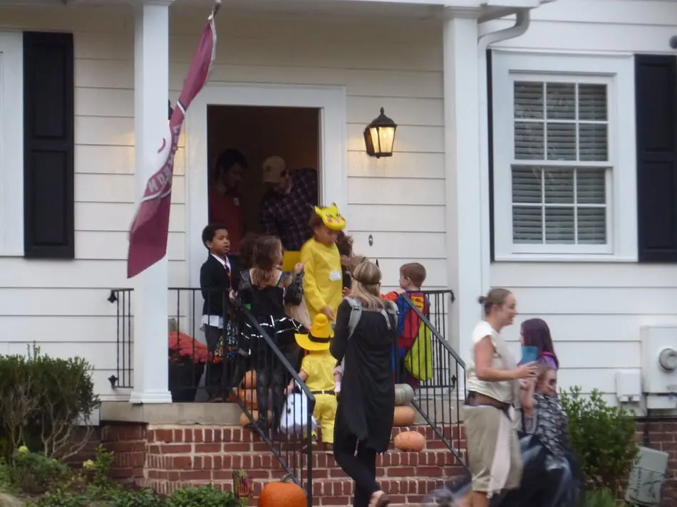 The US Census Bureau has Put Together Some Fun Stats for Halloween 2017! 