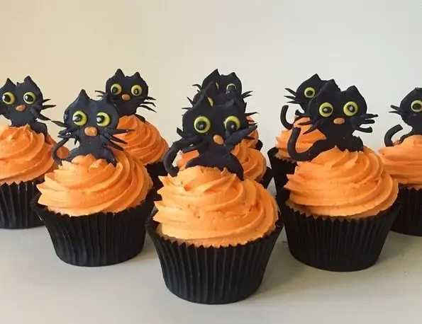 Seven Spookily Sweet Halloween Themed Cupcakes photo