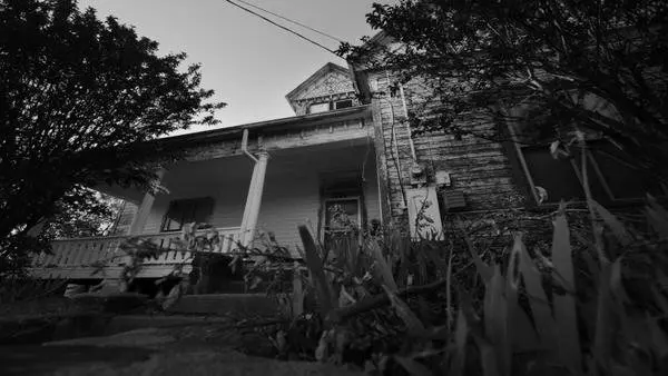 Ghost Hunts USA to Explore The Haunted Hill House of Mineral Wells this January! photo