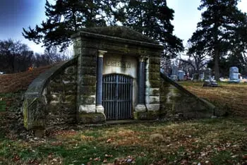 Scared to the Bone: Haunted Kansas Cemeteries