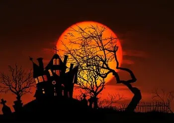 From Haunted Houses to Spook Walks - There's A Ton of Frightening Fun to be Had this Weekend!