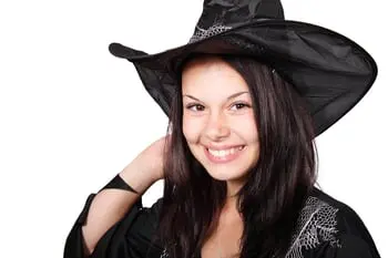 Low Budget, Last Minute Halloween Costumes That Will Look Scary-Good Without Breaking the Bank!