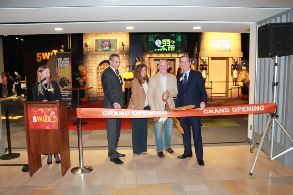 Montgomery County dignitaries welcome 5 Wits to Plymouth Meeting Mall November 2nd.