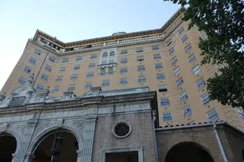 Check Out 10 of the Most Haunted Places Here in Texas