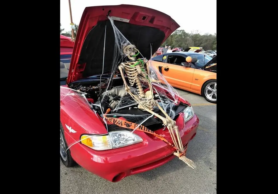 A skeleton hanging from the car isn't all that you'll see!