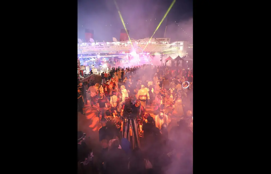 Queen Mary's Dark Harbor