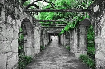 Hauntings in the Alamo City: San Antonio's Most Haunted Destinations