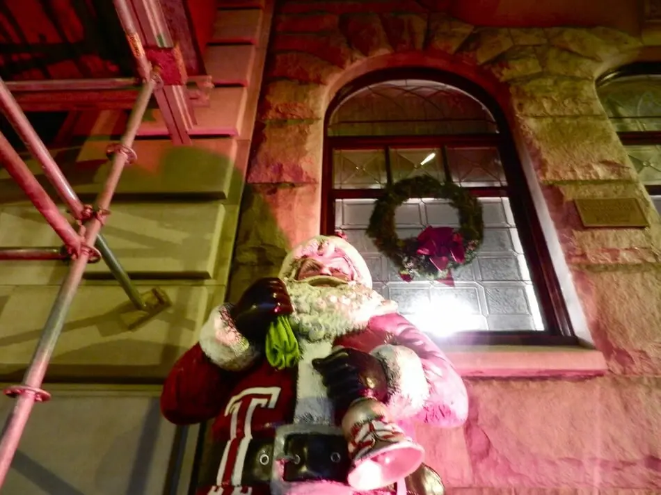 He Sees You When You're Sleeping, He Knows When You're Awake...