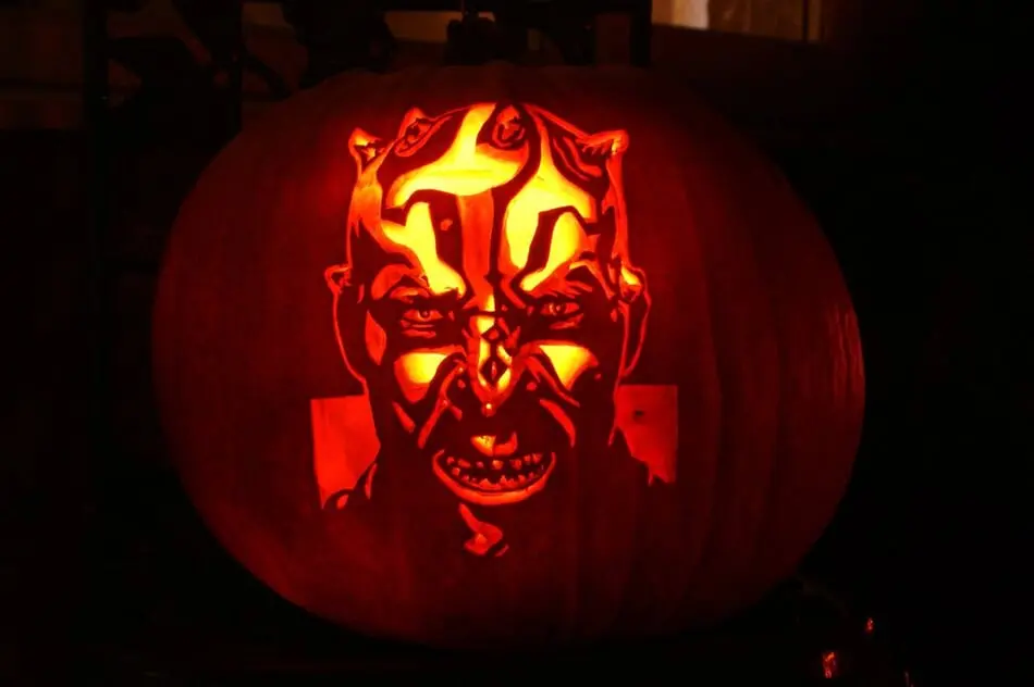 Five Out Of This World Star Wars Jack-O'-Lanterns photo